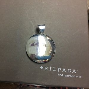 Silpada Large Bale Circle Pendant S1123